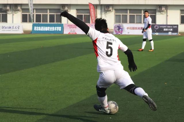 日本青训教头：在日本没见过踢球靠关系的