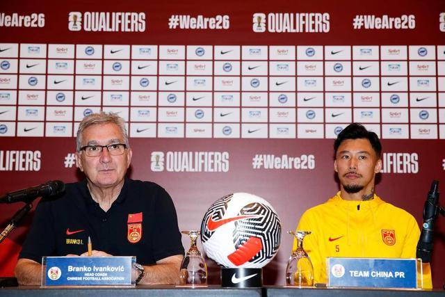 林书豪：P+身体对抗很强 和CBA强弱还不好评价