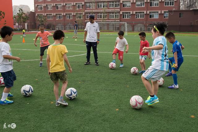 赵继伟16+12辽宁胜天津 刘志轩15+9江苏胜宁波